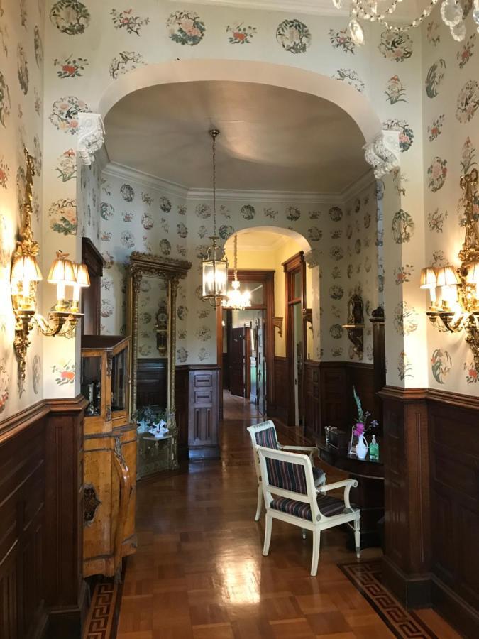 Burke Mansion Bed & Breakfast Macon Exterior photo